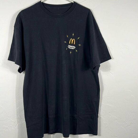 🔥🔥 McDonalds x J Balvin Familia Tee Lightning Bolt RARE Promo Men Sz Lg - EUC - Picture 1 of 5